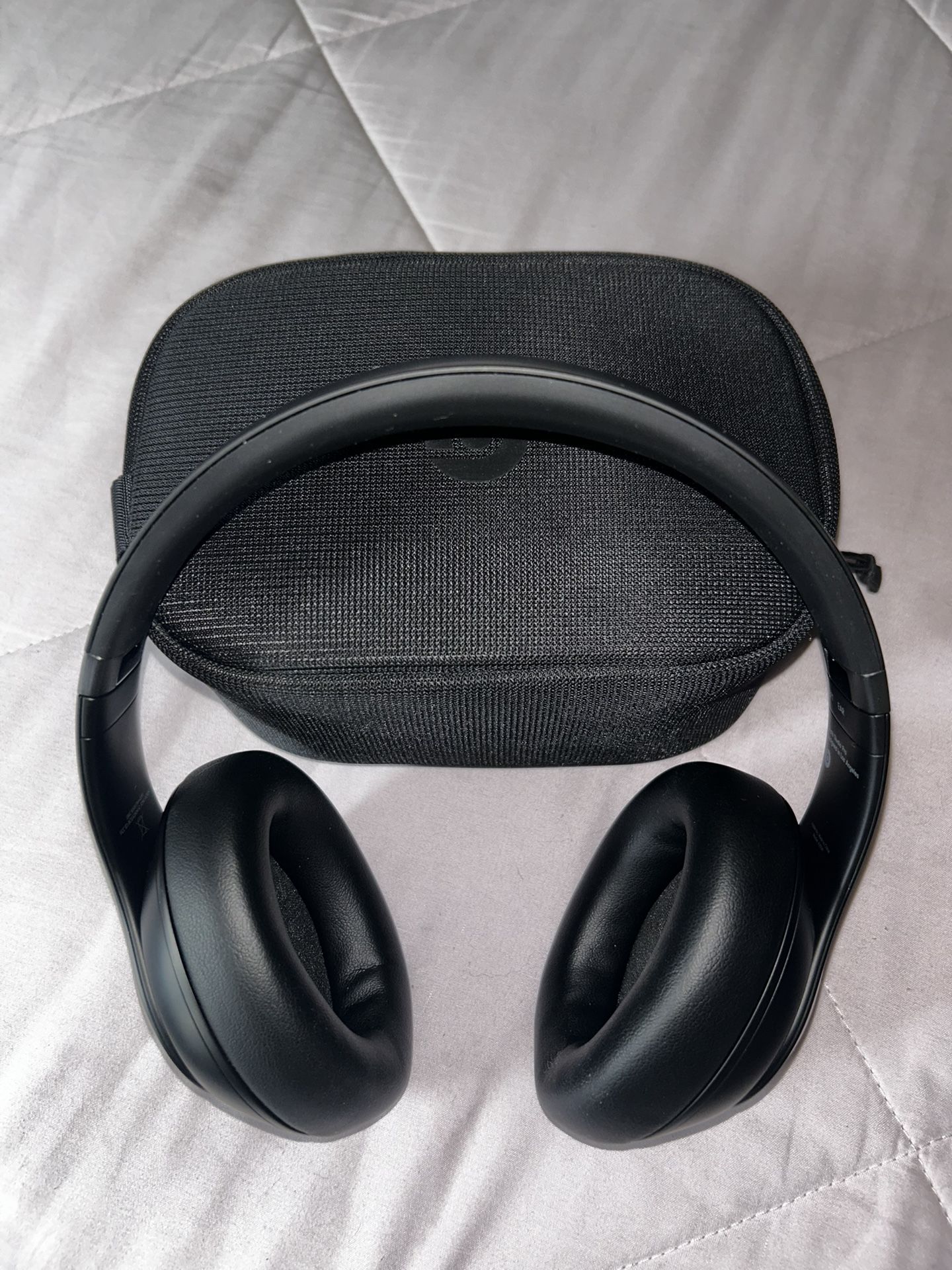 Beats Studio Pro