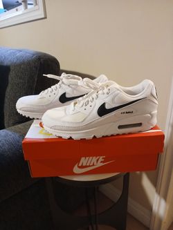 AirMax Nike tennis shoes