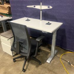 60x30 Standing Desk! Electric Height Adjustable Table! Sit Stand Desk!