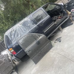 Suburban Tahoe Silverado Parts 