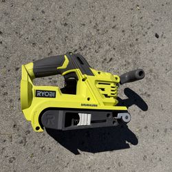 🟩 Ryobi P450 18V Belt Sander (Tool‑Only)