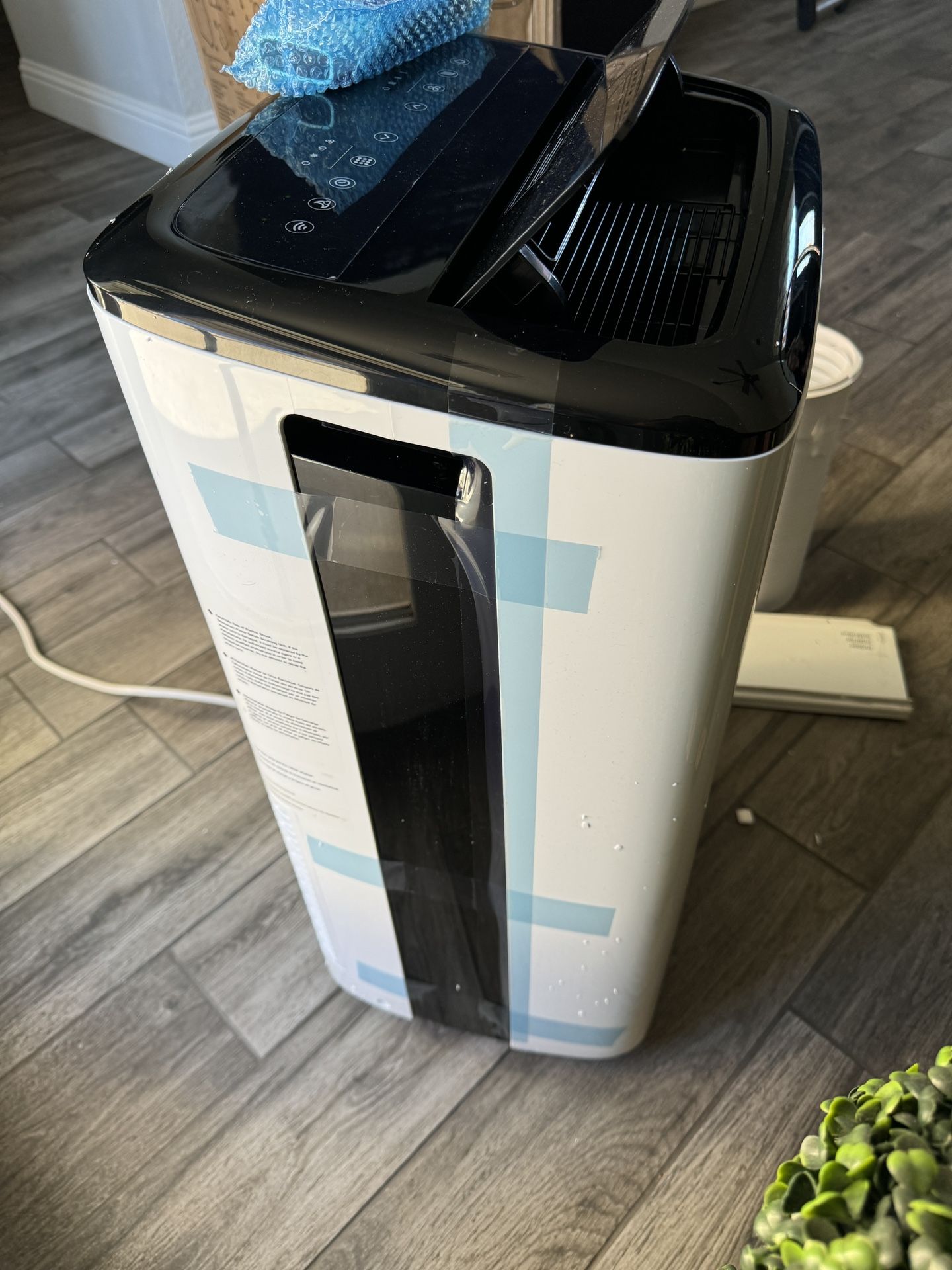 New HONEYWELL 9,000 BTU Smart Portable Air Conditioner