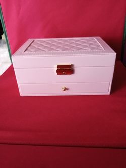 New  Pink 2- Layer Jewelry Box