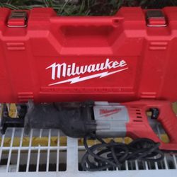 Milwaukee Sawzall 