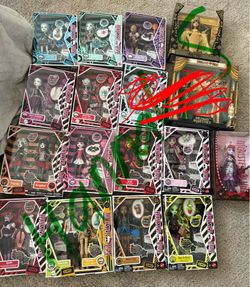Monster high doll lot NIB