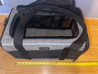 Cat carrier