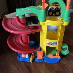 Fisher Price Little People Elevator And Parking Lot 
