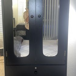Black Pinewood Wardrobe Dresser With Mirror