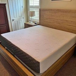 King Puffy Lux Hybrid as like new as it  gets never slept on, save 70 % off Retail I can deliver!   Only used to stage home   Retail $2,389 Your Price