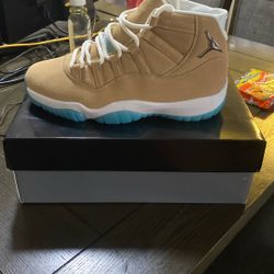 jordan 11 h town edition