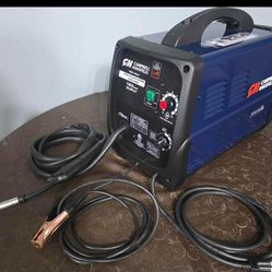 M12 ROVER Service and Repair Flood Light neck light and magnetic light with charger Milwaukee with tool bag