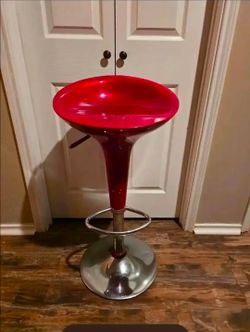 Single bar stool