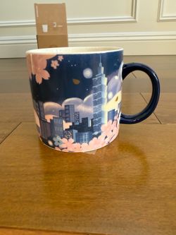 Starbucks Exclusive Taipei 101 Taiwan Mug