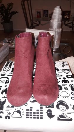 BURGUNDY BOOTIES NEW