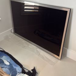 Samsung 55” Ultra Thin HD TV