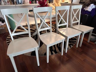 Set of 4 White Wood Dining Chairs