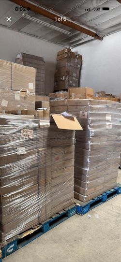 🔥 $300 FOR 2 PALLETS WHOLESALE LIQUIDATION – CORNER SHOWER STOOLS 🔥