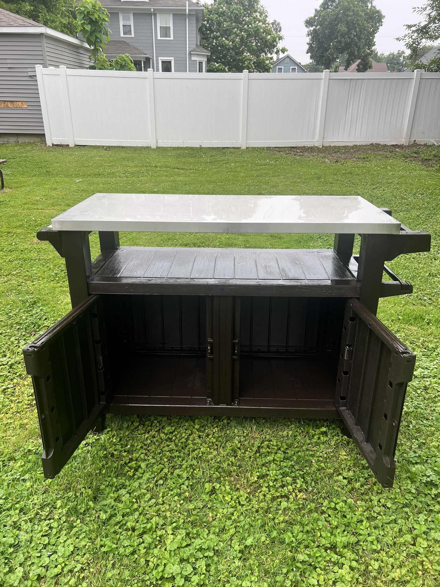 Outdoor Grill Table