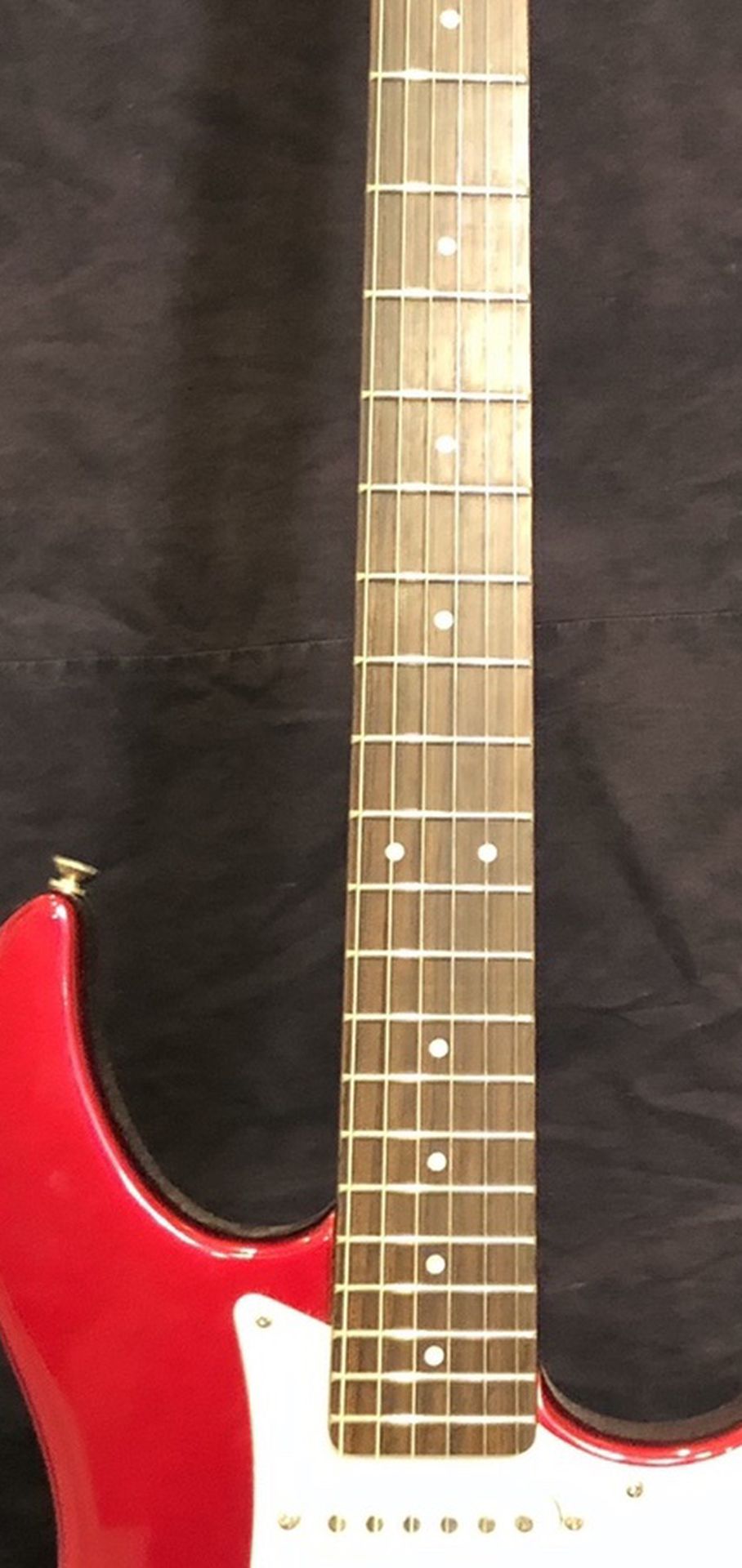 Yamaha Electric guitar Missing 2 Strings
