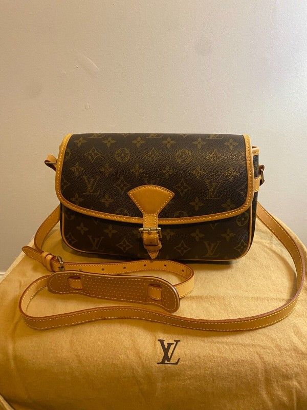 louis Vuitton Sologne shoulder crossbody bag brown canvas monogram coated m42250