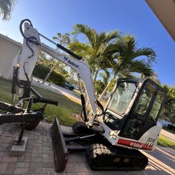 Bobcat 331 Mini Excavator Wit Trailer 