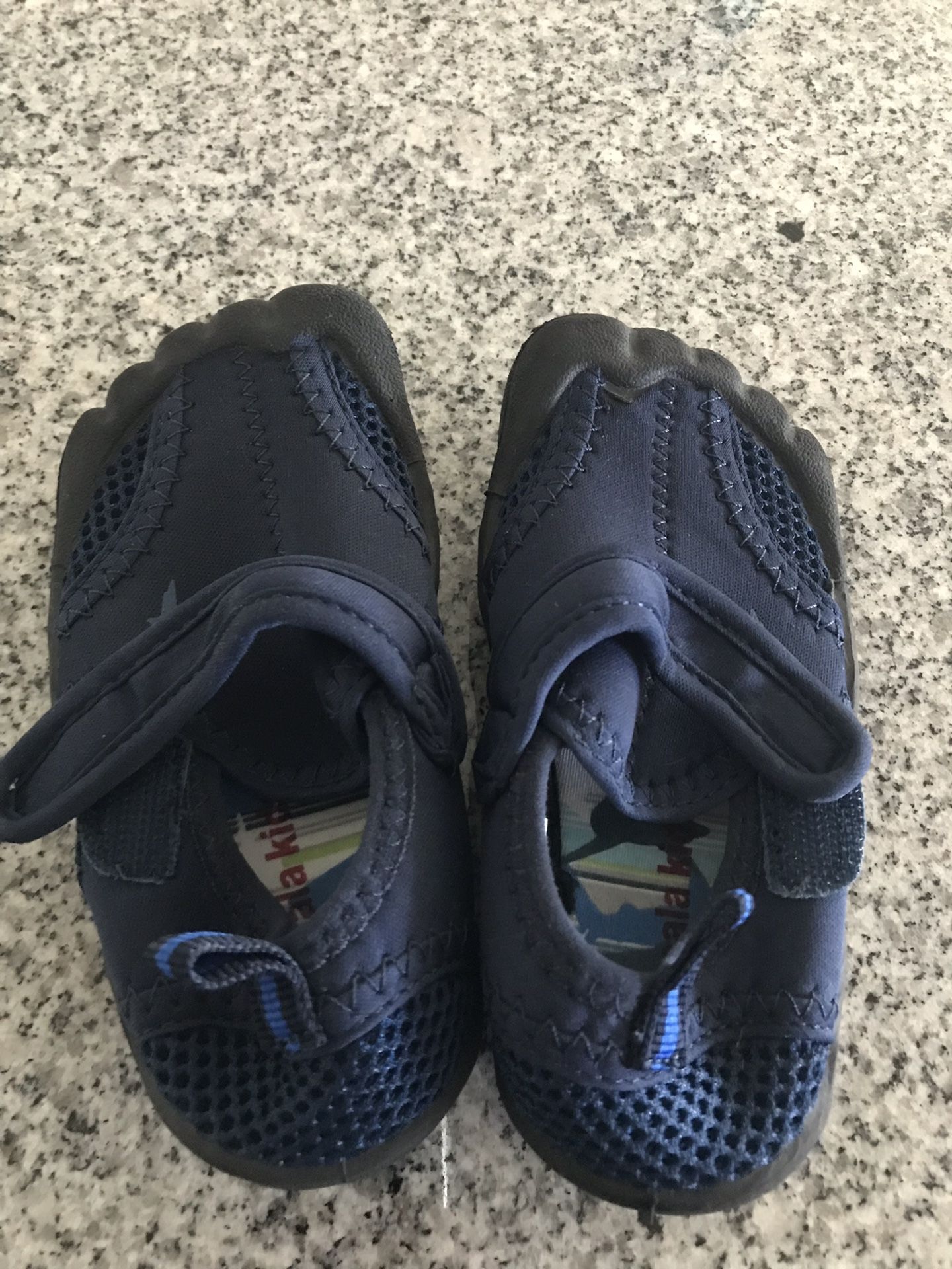 Koala Kids Toys R Us brand water shoes