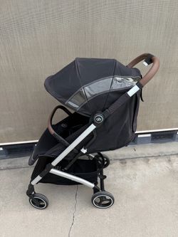 Gb lightweight stroller
