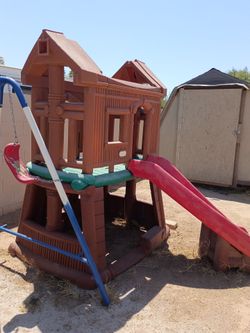 Little Tikes Timbertop Treehouse playset