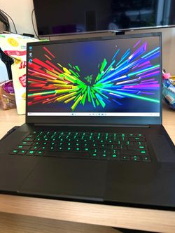 RTX 3080 – New Battery – Razer Blade 17 | i7-10875H | 32GB | 1TB SSD | 1080p 360Hz