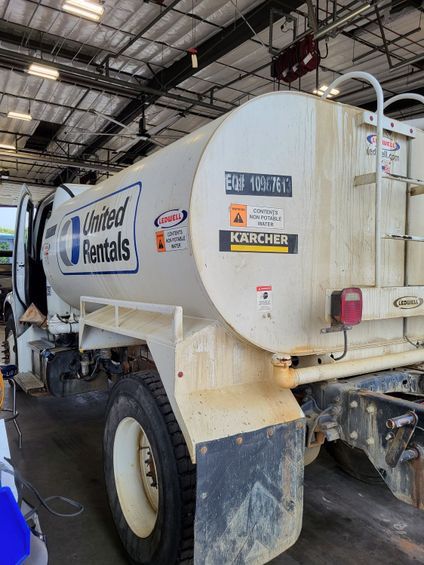 Freightliner Water Truck 2000 Gal 2020