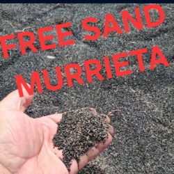 FREE REUBBERIZED SAND OR LOOSE CLEAN DIRT