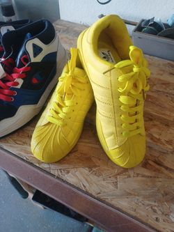 Womens Adidas Clam Shell Shoes