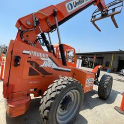 FORKLIFT VARIABLE REACH 6000# 40-49'