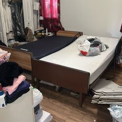 2 Electrical Orthopedic Beds 