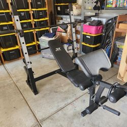 Weight Bench W/ Preacher Curl/leg Extension