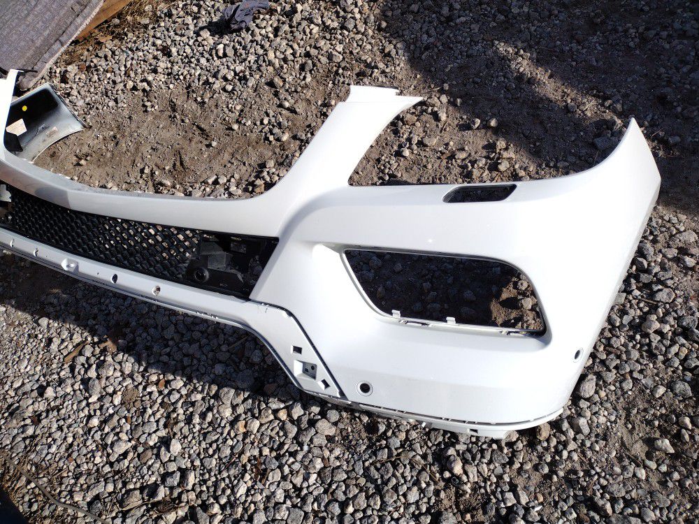 2015-2016 Mercedes ML350 Front Bumper And Lower Two Plastic Pieces OEM Parts
