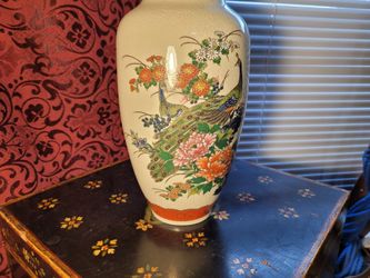 Vintage Japanese Porcelain Vase With Peacocks