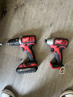 Milwaukee drill set with battery