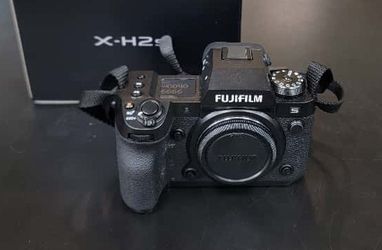 Fujifilm X-H2S 4K Mirrorless Camera Body Only - EXCELLENT CONDITION 