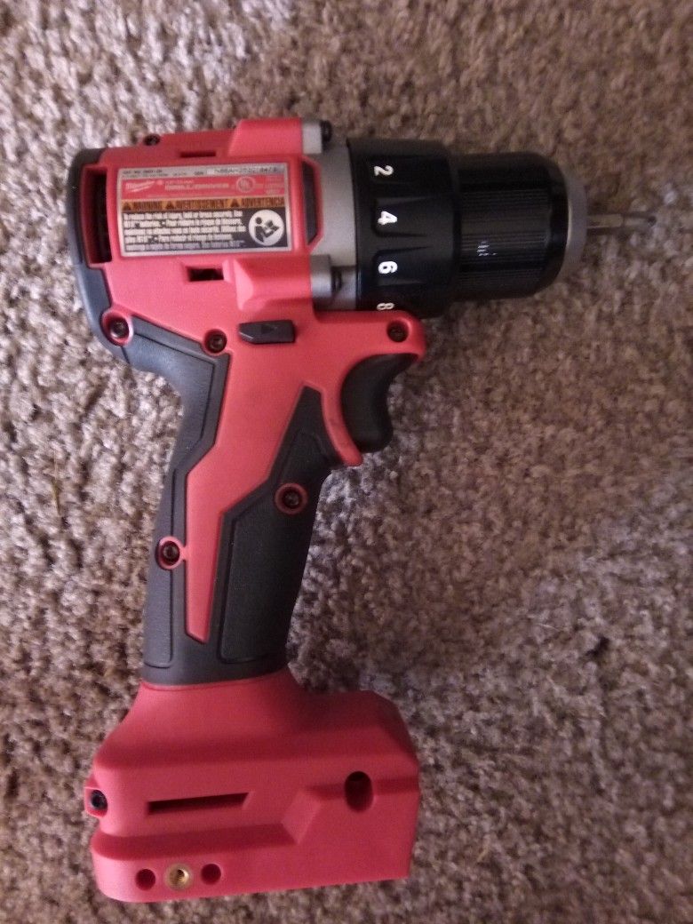 Like New Milwaukee Hammer Drill
