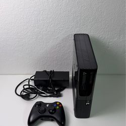 Xbox 360 Console Bundle + Controller + Cables