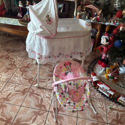 Minnie Mouse Bassinet With Bouncer🩷
