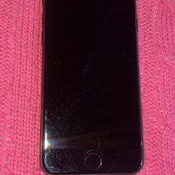 IPHONE 7 unlocked PERFECT CONDITION