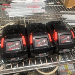 Milwaukee 18V Xc8.0