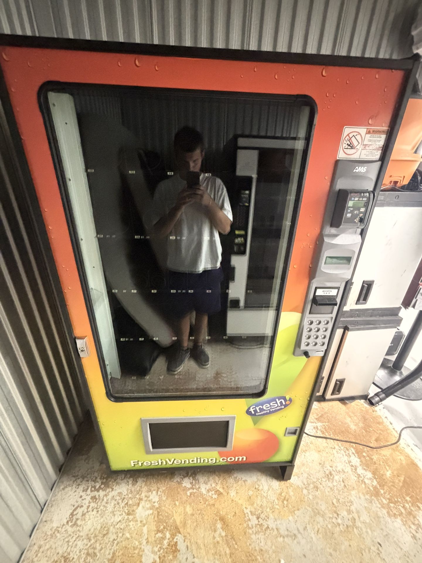 AMS Sensit III Combo Vending Machine