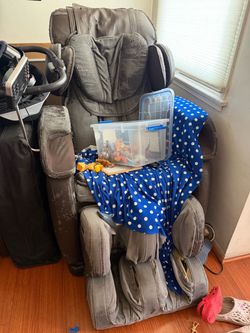 Free massage chair