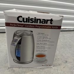 Cuisinart PerfecTemp Cordless Electric Kettle with Preset Temperature Controls 