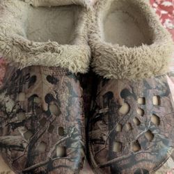 Camouflage Print Line Dawgs Woman's Clogs Size 7