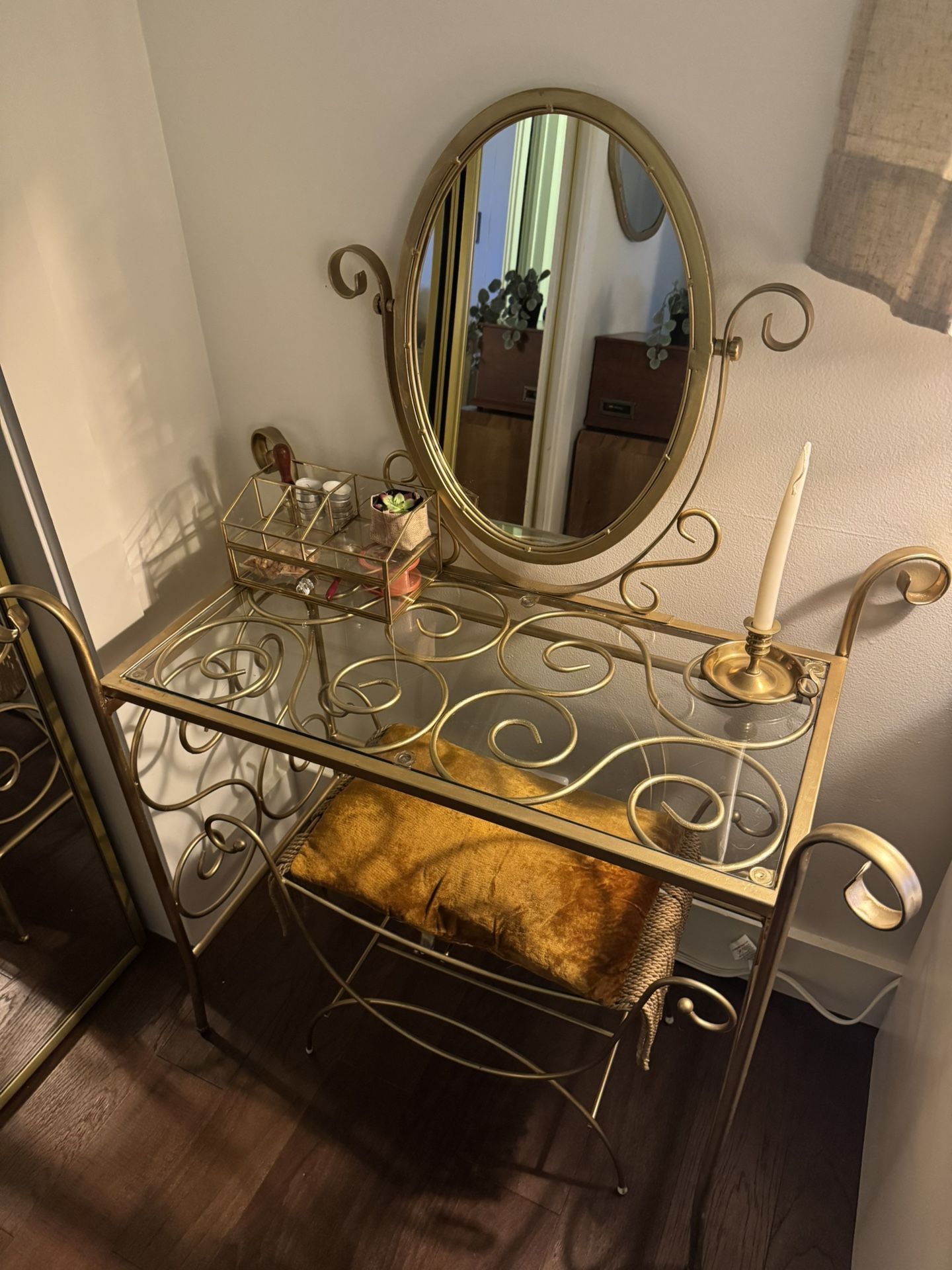 Vanity Desk