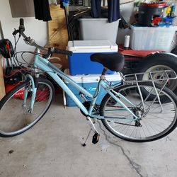 Ladies Bike Swinn 22 To 24 Inches